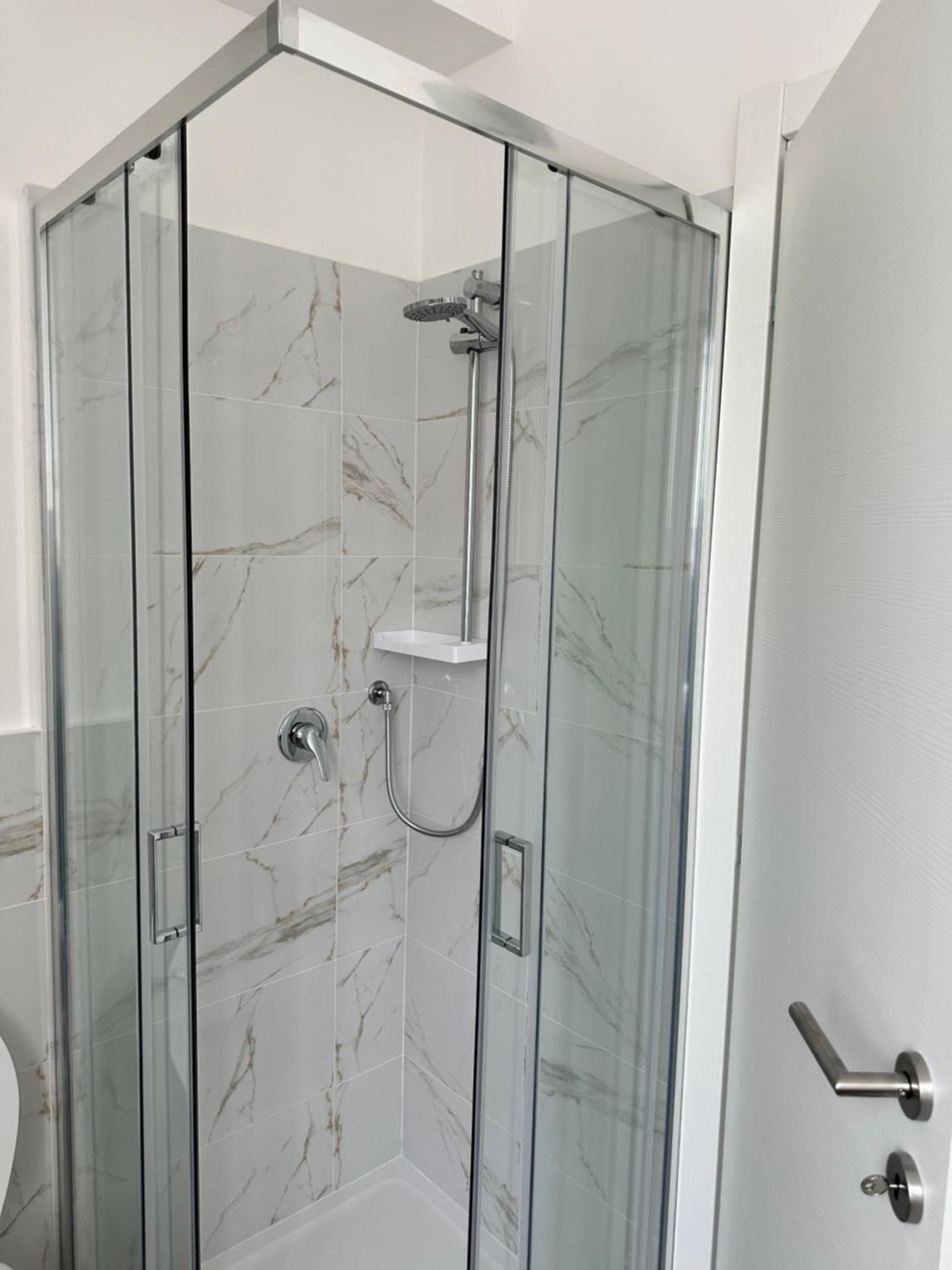Rosmini Apartment ตรีเอสเต ภายนอก รูปภาพ